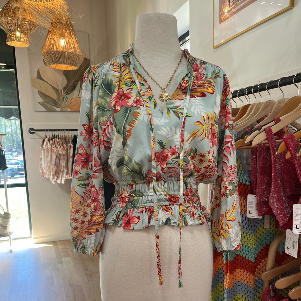 Lost + Wander Floral V-Neck Top, EUC, XS
